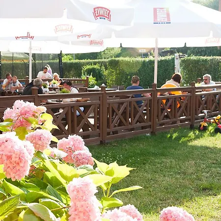 ベッド・アンド・ブレックファスト Sloneczny Dwor