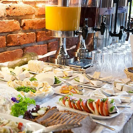 Sloneczny Dwor Bed & Breakfast Krynica Morska